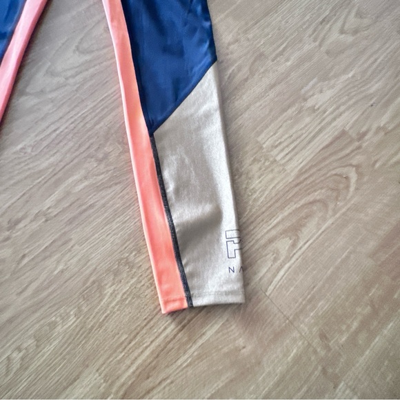 PE Nation High Press compression leggings - size M - Picture 3 of 9